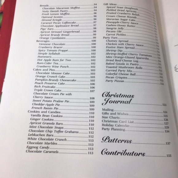 Vintage Christmas Books: Southern Living 1985 Better Homes & Gardens 1995 - Picture 13 of 16